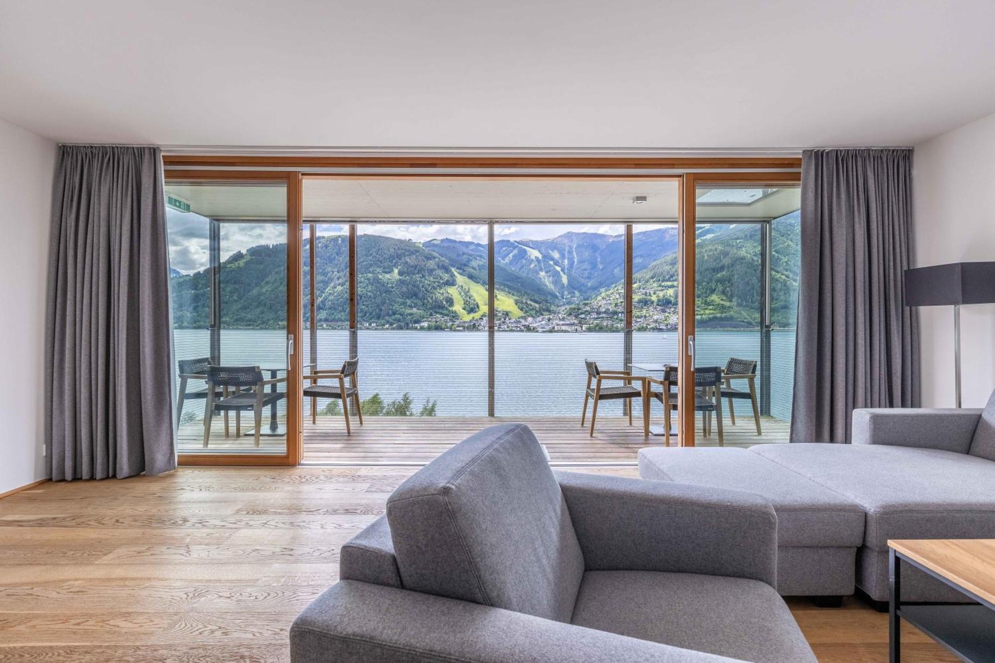 צל-אם-זי Bellevue Residences - Luxurious Lakeside Apartments מראה חיצוני תמונה