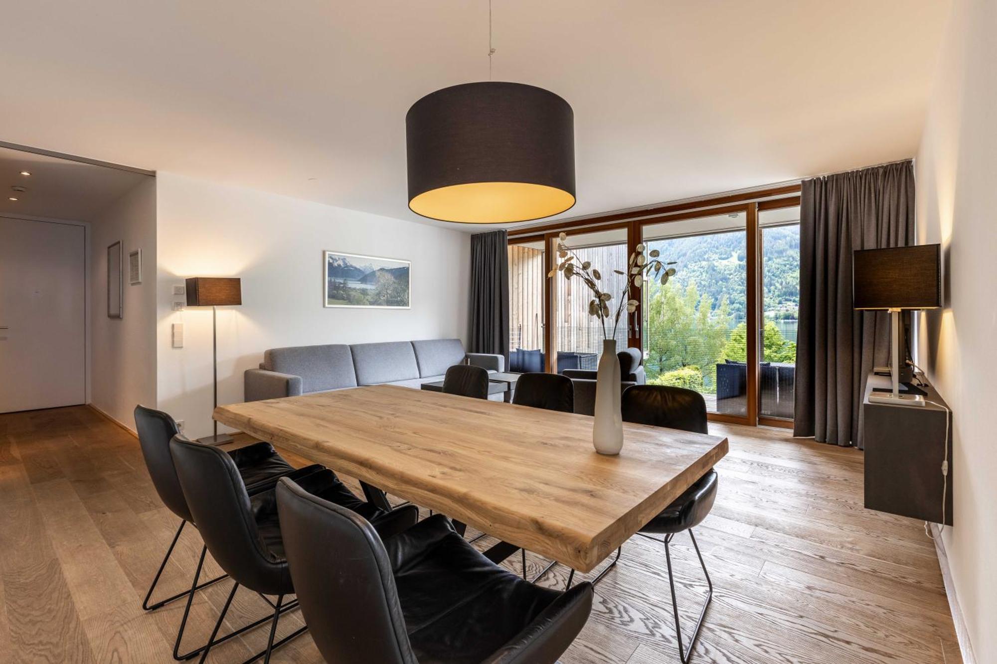 צל-אם-זי Bellevue Residences - Luxurious Lakeside Apartments מראה חיצוני תמונה